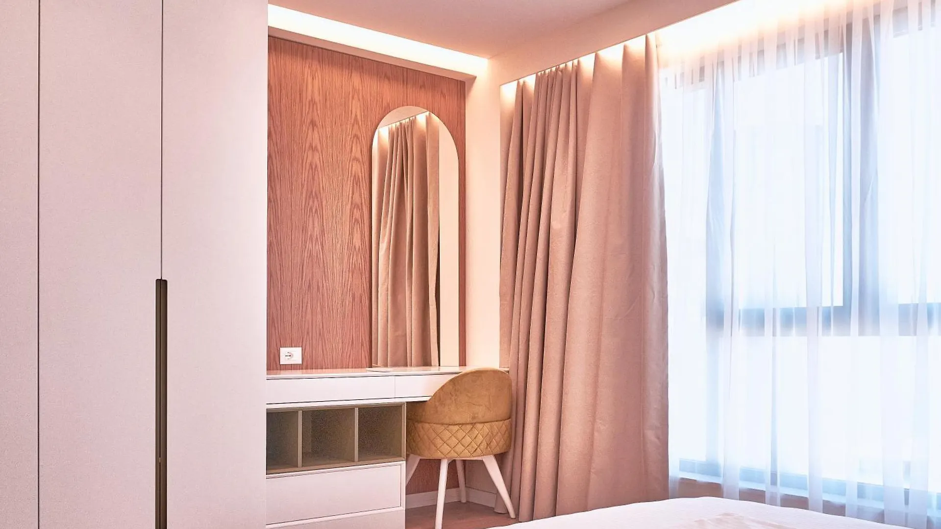 Hotel apartamentowy Azar Luxury Suites Wlora Albania
